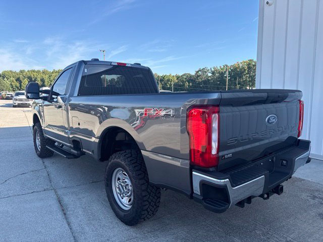 Used 2026 Ford F250 XL w/ XL Off-Road Package AWD/4WD image 3