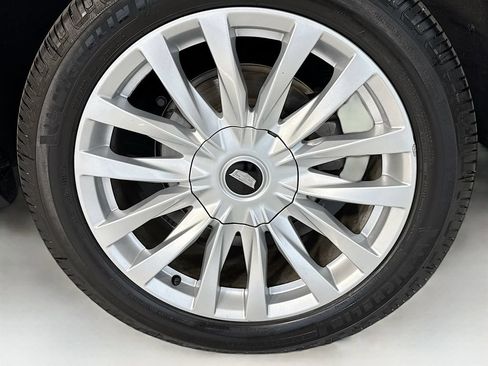 Used 2023 Cadillac Escalade ESV Luxury AWD/4WD image 33