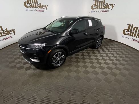 Used 2023 Buick Encore GX Select w/ Safety Package II AWD/4WD image 4