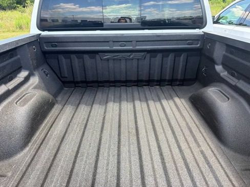 Used 2022 Chevrolet Colorado ZR2 AWD/4WD image 7