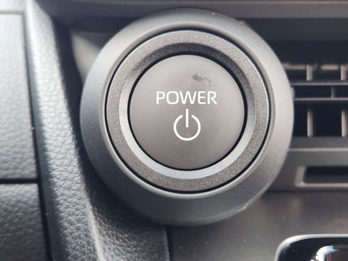 Used 2026 Toyota Prius LE image 24