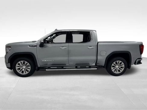 Certified 2025 GMC Sierra 1500 Denali AWD/4WD image 3
