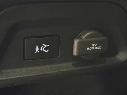 Used 2024 Honda Pilot Touring image 47