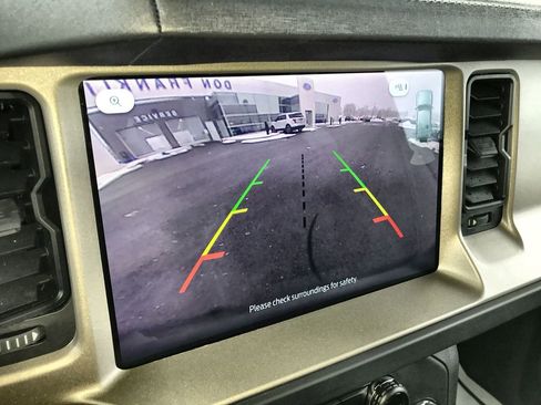 Used 2025 Ford Bronco Outer Banks image 17