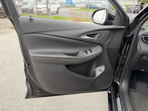 Used 2022 Buick Encore GX Select w/ Experience Buick Package FWD image 28