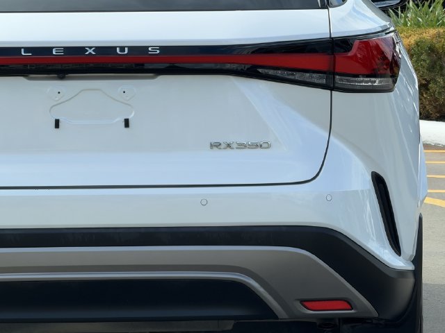 Used 2024 Lexus RX 350 Premium Plus w/ Convenience Package FWD image 8