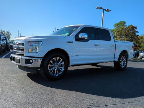 Used 2017 Ford F150 Lariat image 2