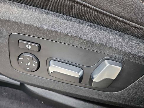 Used 2020 BMW X5 xDrive40i w/ Convenience Package image 18