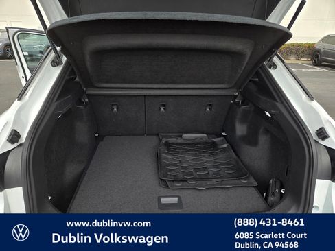 Certified 2023 Volkswagen ID.4 Pro RWD image 22