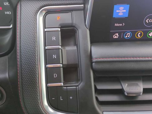 Used 2021 Chevrolet Tahoe RST AWD/4WD image 16