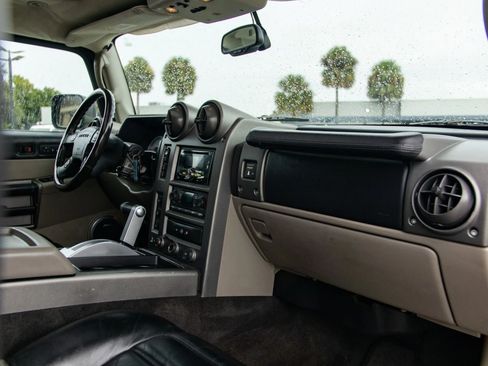 Used 2003 HUMMER H2 w/ Preferred Equipment Group AWD/4WD image 24