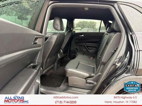 Used 2020 Volkswagen Atlas Cross Sport SE FWD image 12