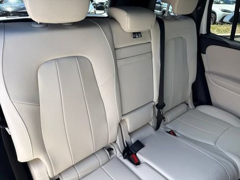 Used 2026 Mercedes-Benz GLB 250 4MATIC image 26