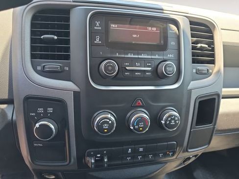 Used 2018 RAM 2500 Tradesman AWD/4WD image 10
