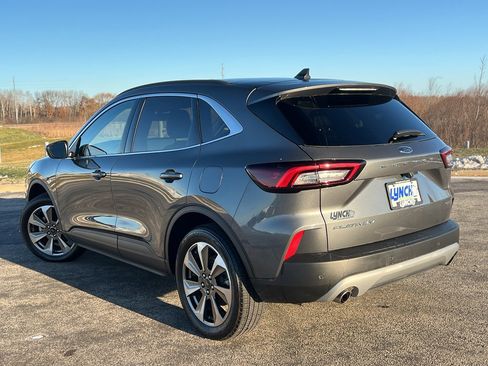 Used 2025 Ford Escape Platinum image 2