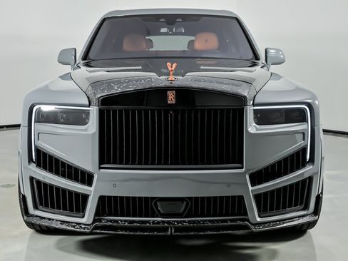 Used 2023 Rolls-Royce Cullinan AWD/4WD image 7