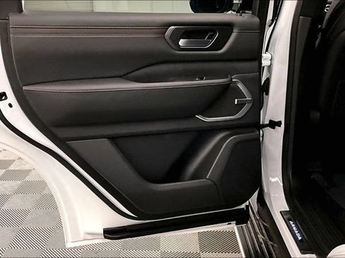 New 2026 Nissan Armada Platinum Reserve AWD/4WD image 36