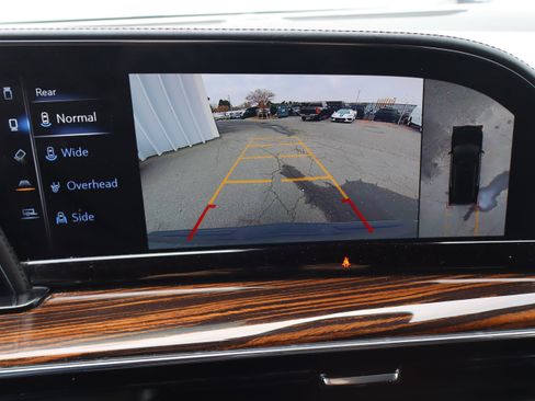 Used 2021 Cadillac Escalade ESV Premium Luxury image 30