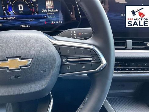 Used 2025 Chevrolet Equinox LT w/ Convenience Package II AWD/4WD image 19