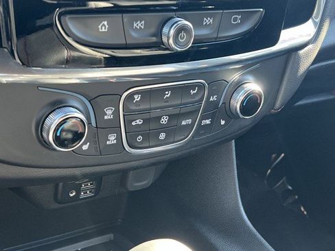 Used 2023 Chevrolet Traverse RS w/ LPO, Cargo Package image 17