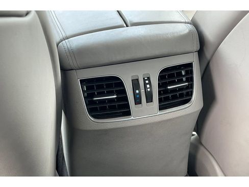 Used 2015 Hyundai Genesis 3.8 w/ Option Group 03 image 41