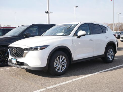 Used 2023 MAZDA CX-5 AWD 2.5 S w/ Preferred Package image 3