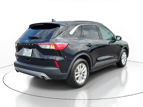 Used 2020 Ford Escape SE FWD image 4