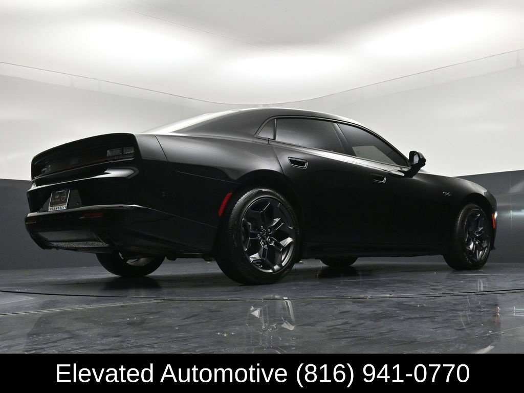 Used 2026 Dodge Charger R/T w/ Driver Convenience Group AWD/4WD image 30