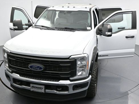 Used 2023 Ford F350 XL w/ XL Driver Assist Package AWD/4WD image 40