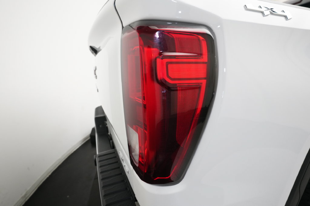 Used 2019 GMC Sierra 1500 SLE w/ Fleet Comfort Package AWD/4WD image 30