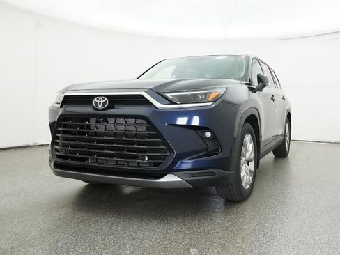 New 2026 Toyota Grand Highlander Limited image 32