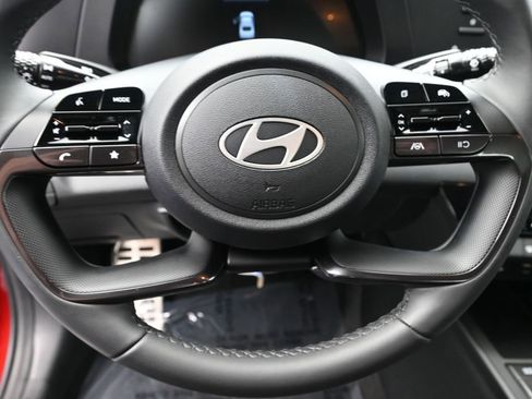 Certified 2025 Hyundai Elantra Sport image 21