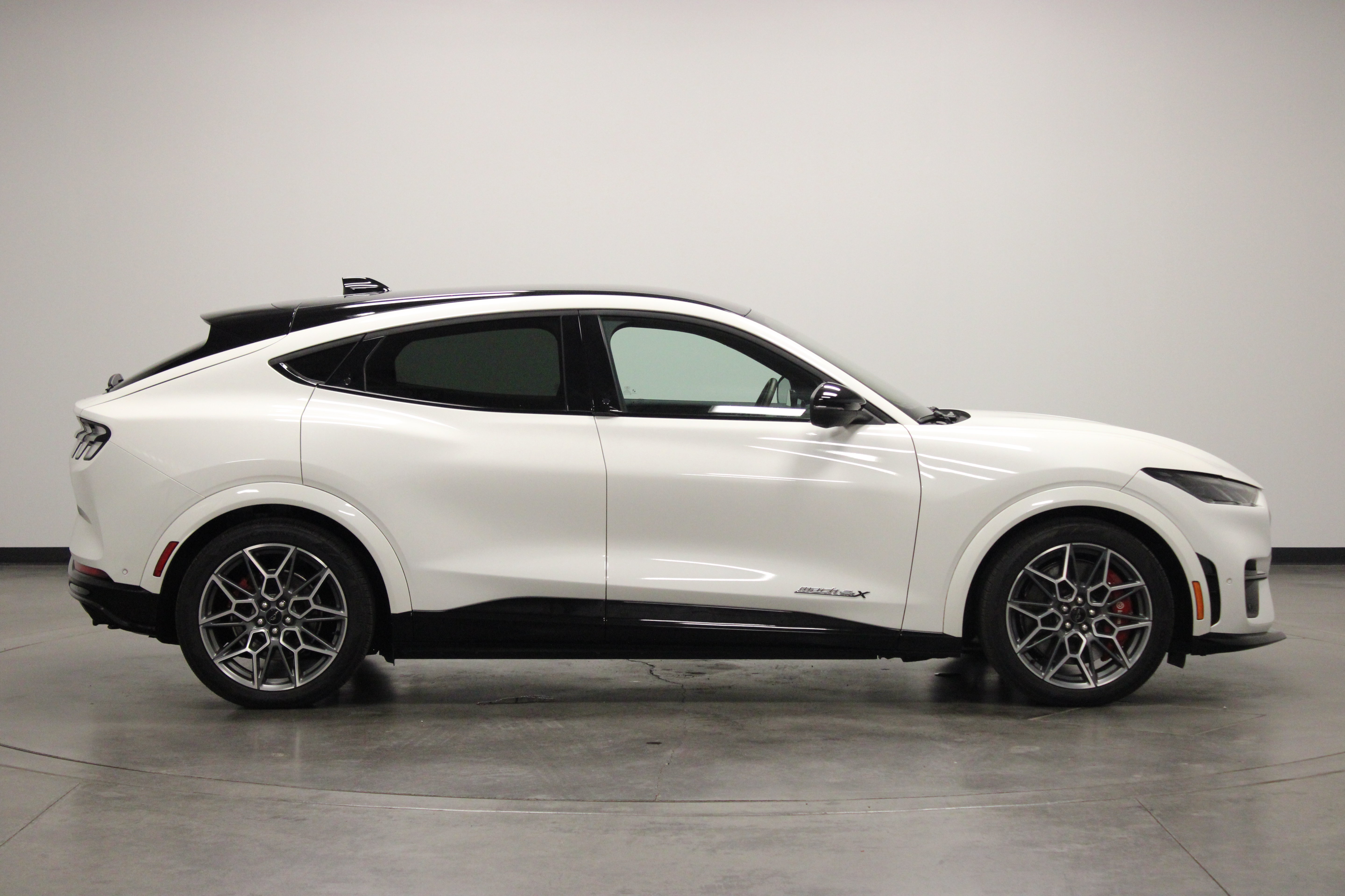 Used 2024 Ford Mustang Mach-E GT AWD/4WD image 9