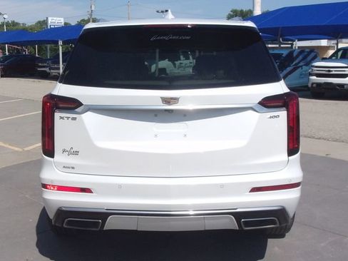 Used 2023 Cadillac XT6 Premium Luxury AWD/4WD image 17