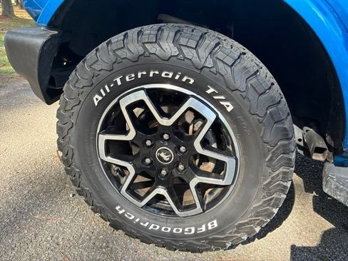 Used 2021 Ford Bronco Outer Banks AWD/4WD image 11