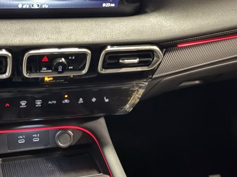 New 2026 Nissan Sentra SV w/ SV Convenience Package FWD image 18