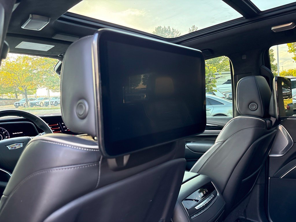 Used 2024 Cadillac Escalade V w/ LPO, ONYX Package AWD/4WD image 20
