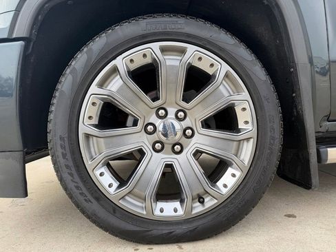 Used 2018 GMC Sierra 1500 Denali w/ Denali Ultimate Package image 29