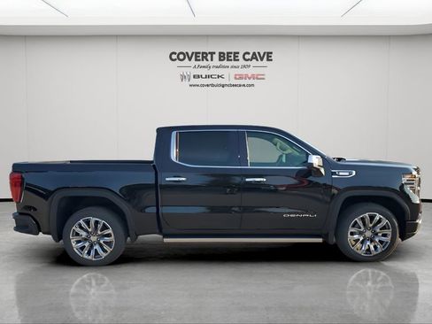 New 2026 GMC Sierra 1500 Denali w/ Denali Reserve Package image 11
