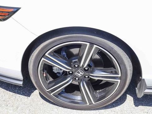 Used 2024 Honda Accord Sport image 7