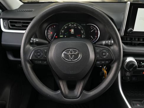 Used 2024 Toyota RAV4 LE FWD image 18
