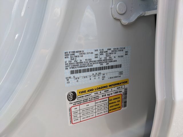 Used 2025 Ford Expedition Active RWD image 36