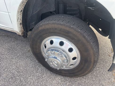 Used 2022 RAM 3500 Limited image 4