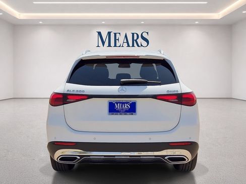 Used 2026 Mercedes-Benz GLC 300 4MATIC image 4