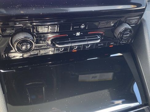 New 2025 Jeep Grand Cherokee L Limited w/ Trailer Tow Package image 24