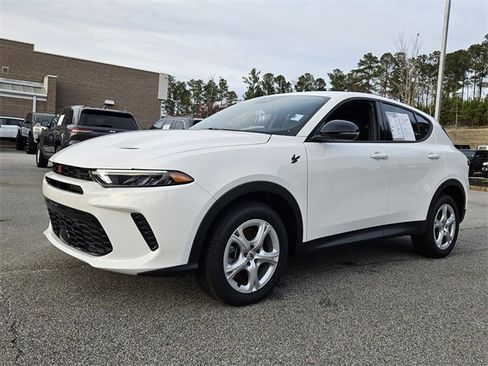 Used 2025 Dodge Hornet GT image 4