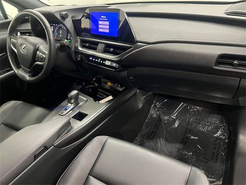 Certified 2025 Lexus UX 300h FWD image 12
