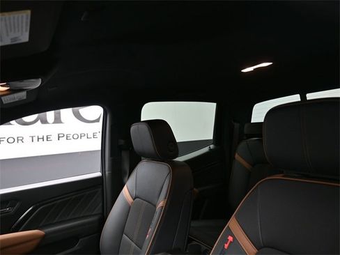 Certified 2025 GMC Canyon AT4 image 17