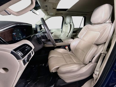 Used 2020 Lincoln Navigator L Reserve RWD image 22