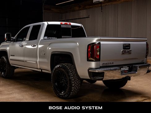 Used 2017 GMC Sierra 1500 SLT w/ Enhanced Driver Alert Package image 6